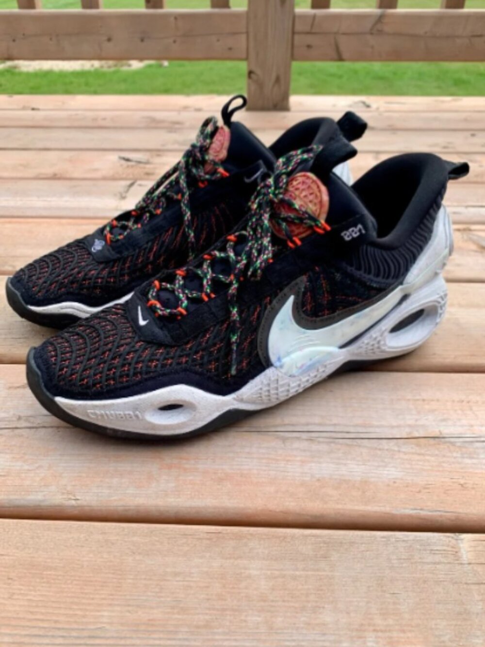 Nike Shoes Cosmic Unity TB Mens Size 11.5 Black White Bright